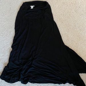 H&M Mama maxi skirt